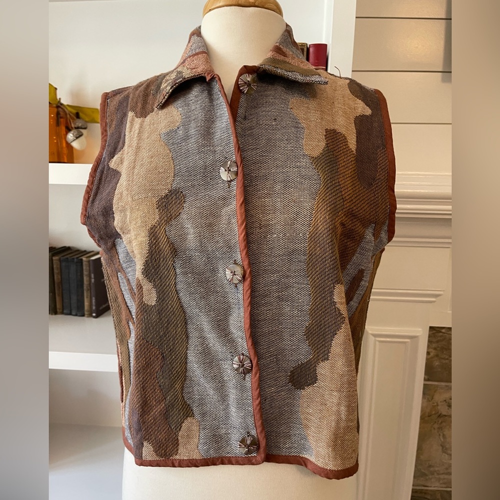 Camo boxy vest